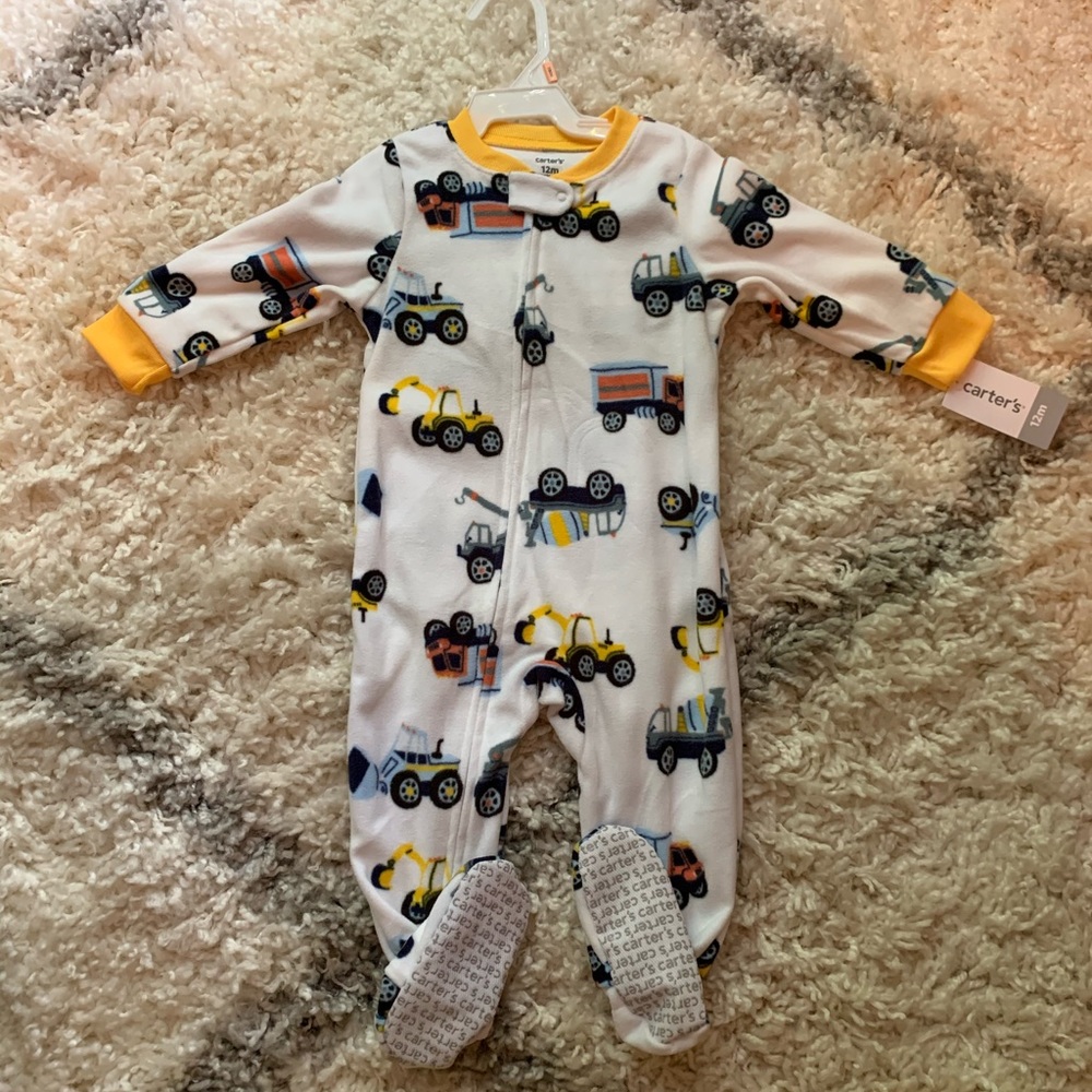 🚜 NWT CARTERS CONSTRUCTION FLEECE FOOTIE PJS